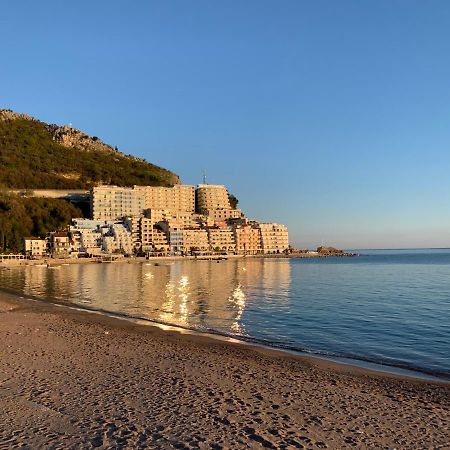Beach Apartment Rafailovići Eksteriør billede
