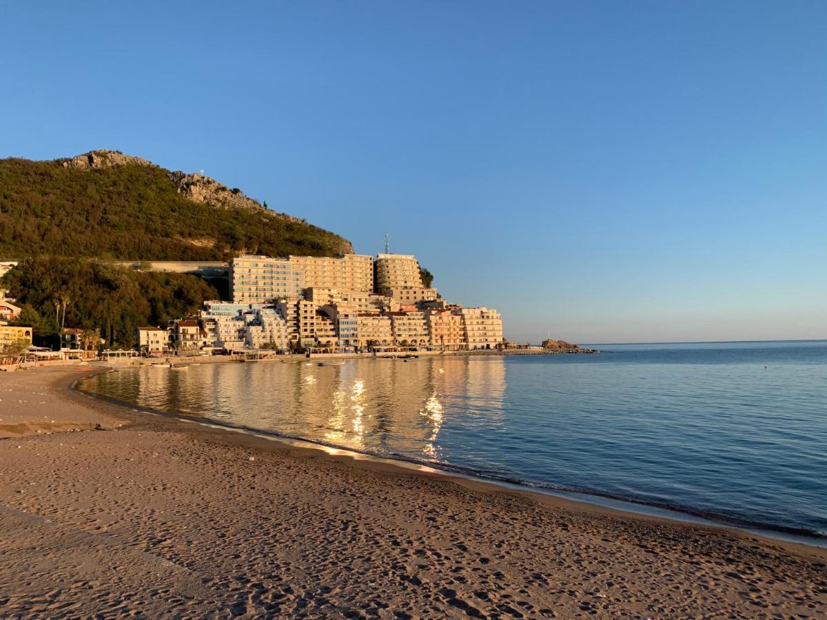 Beach Apartment Rafailovići Eksteriør billede